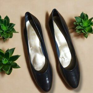 Vtg Selby Classic Black Leatger Pumps Size 8